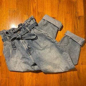 Abercrombie & Fitch mom jeans